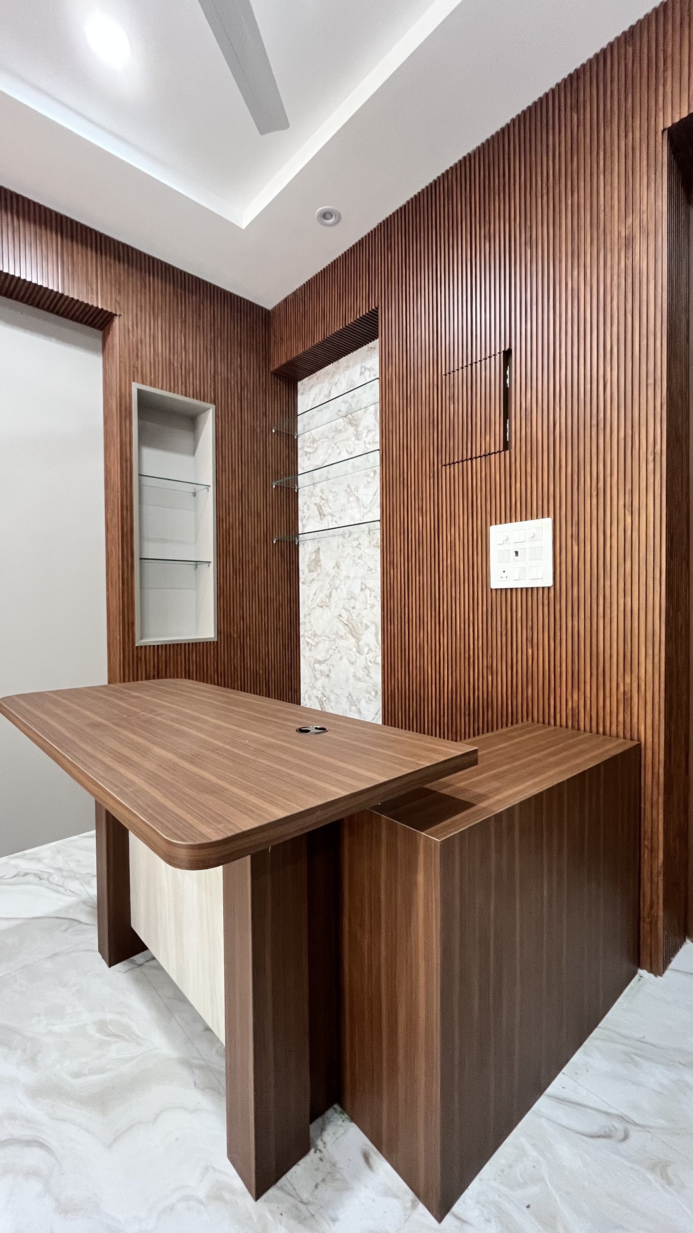OFFICE DESIGN FOR HIGH COURT CHAMBERS